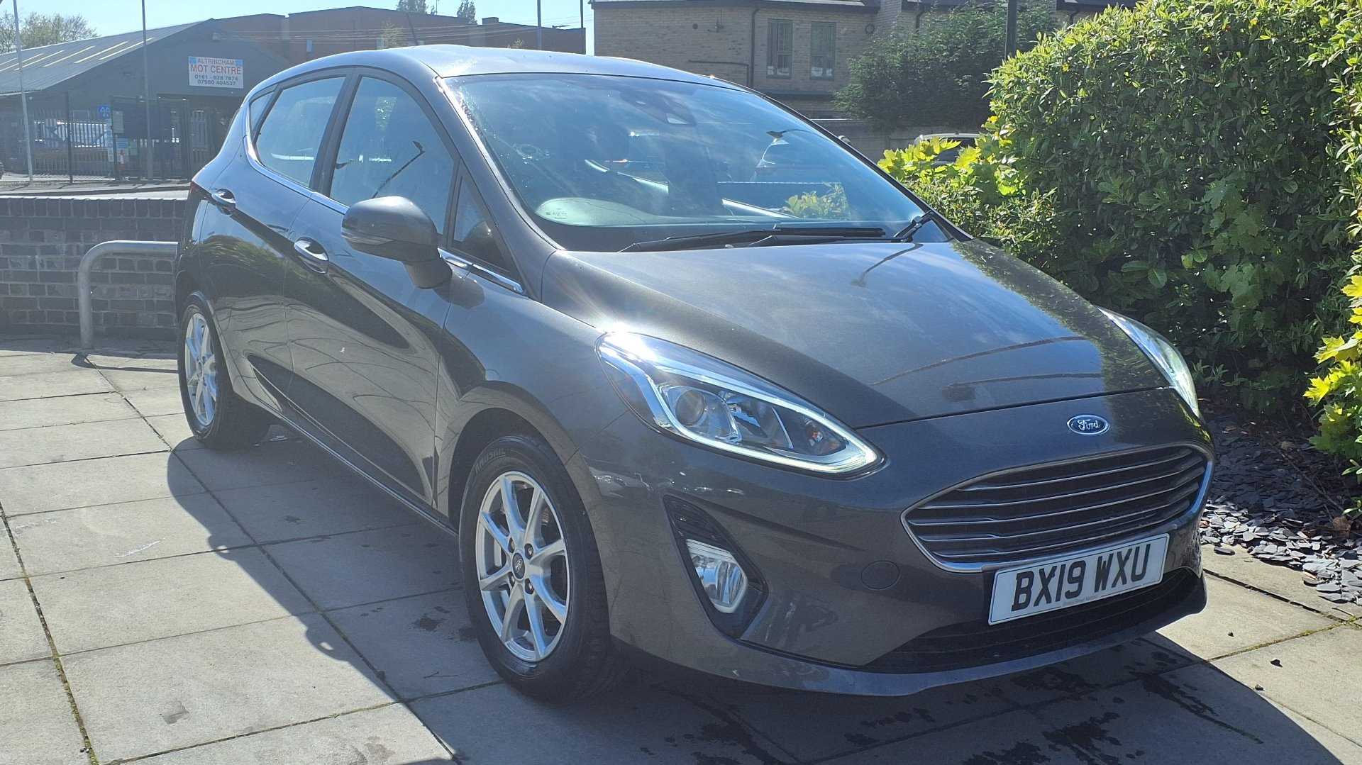 Main listing image - Ford Fiesta
