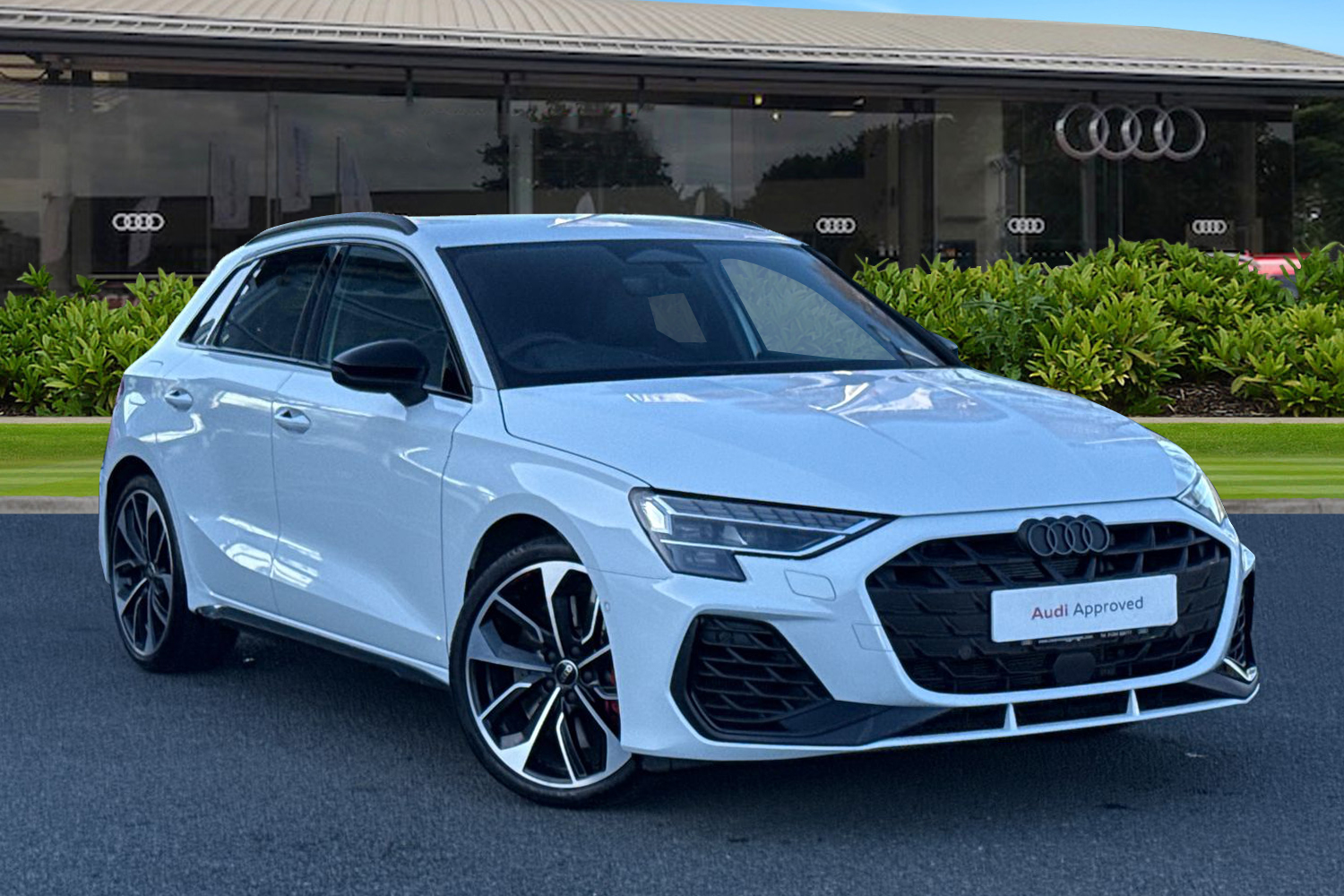 Main listing image - Audi S3