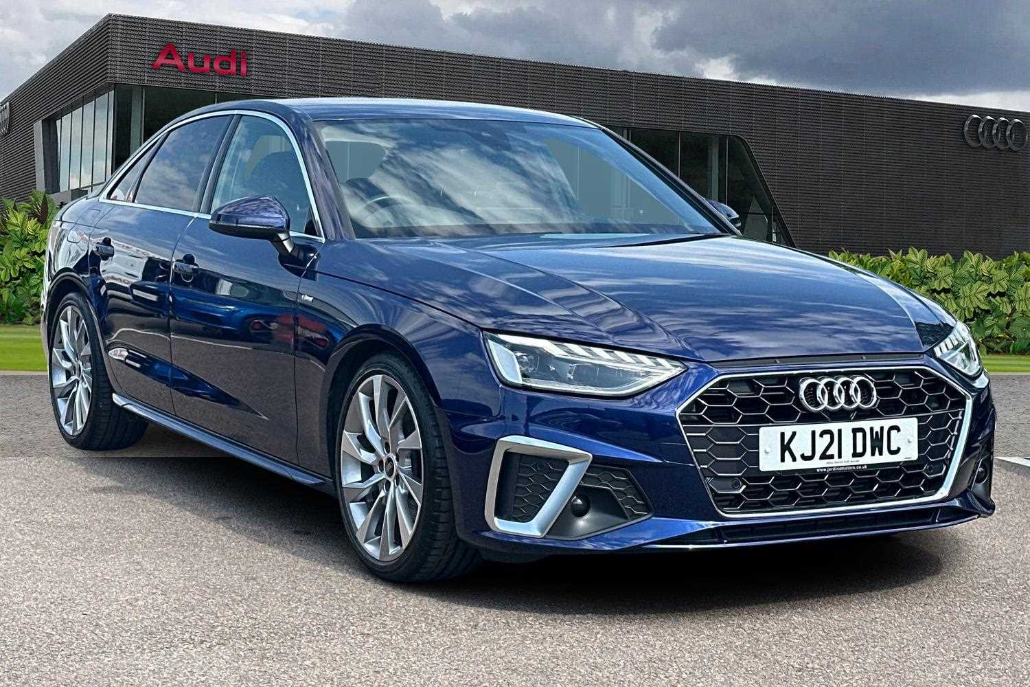 Main listing image - Audi A4