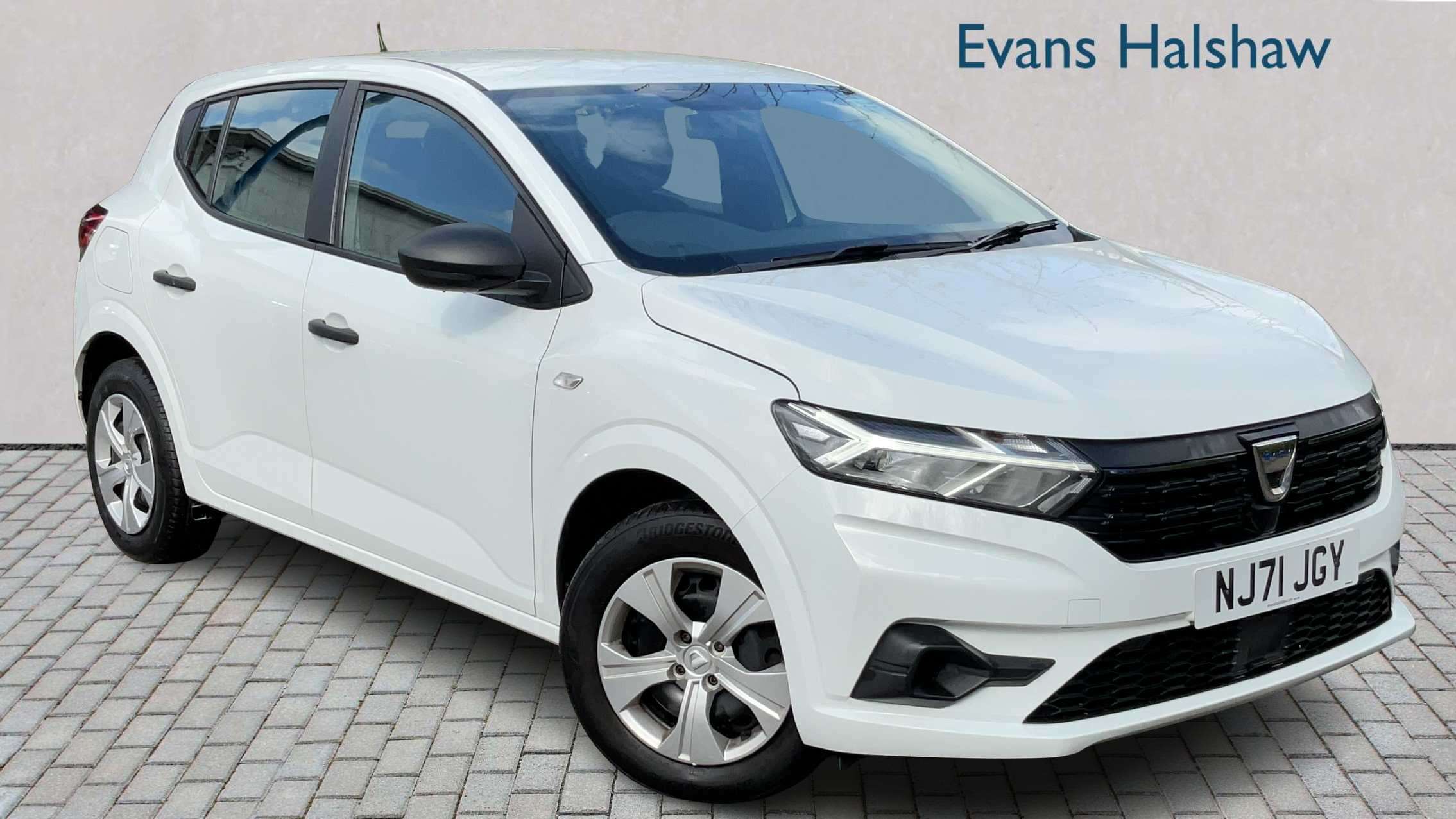 Main listing image - Dacia Sandero