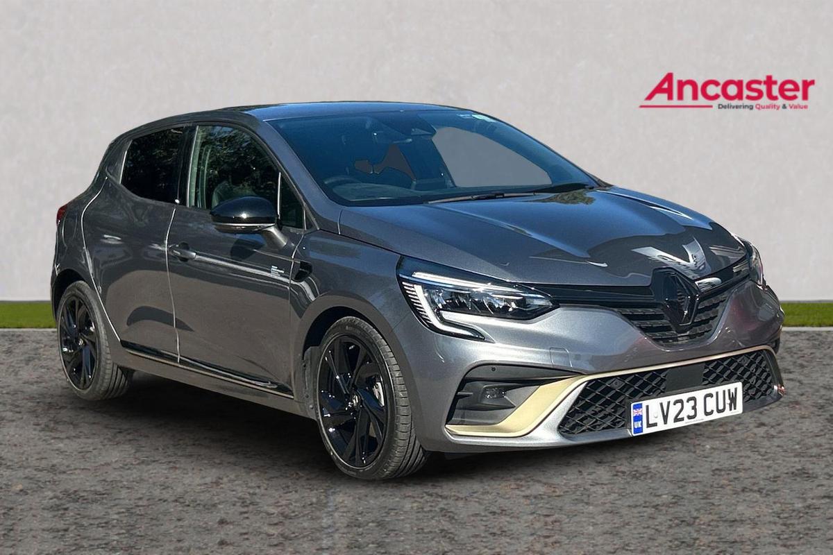 Main listing image - Renault Clio