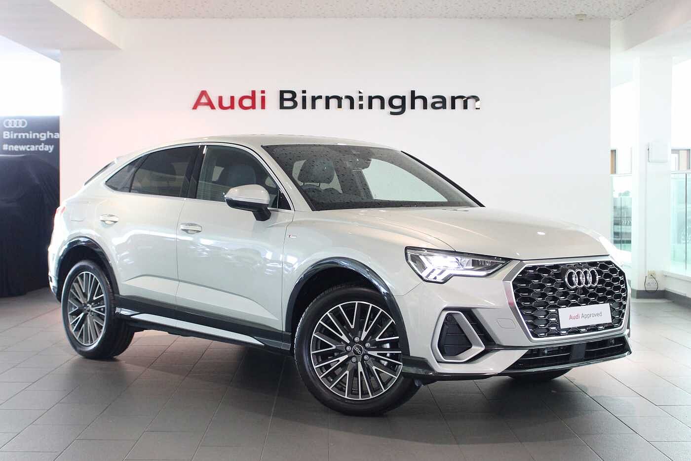 Main listing image - Audi Q3