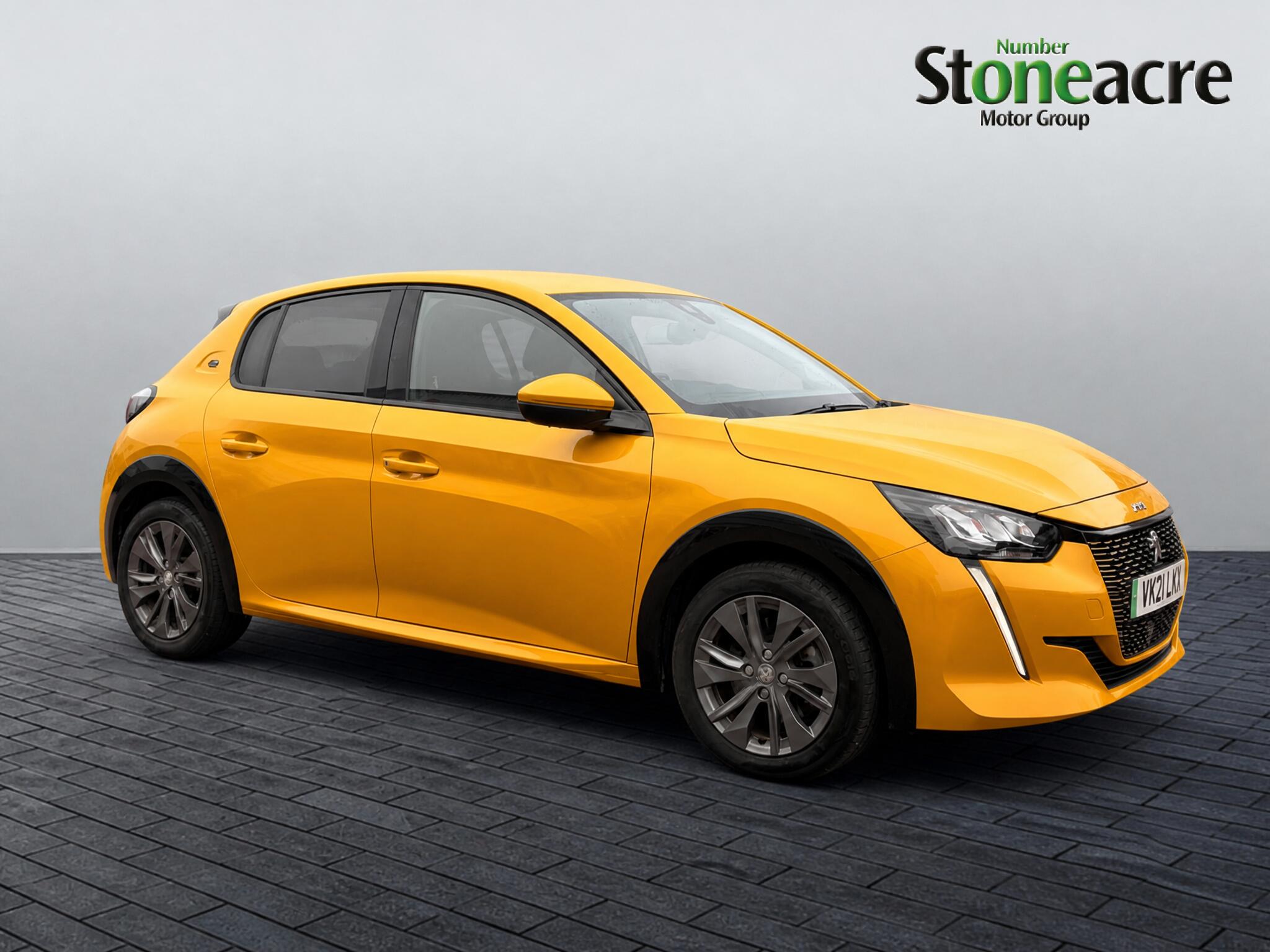 Main listing image - Peugeot 208