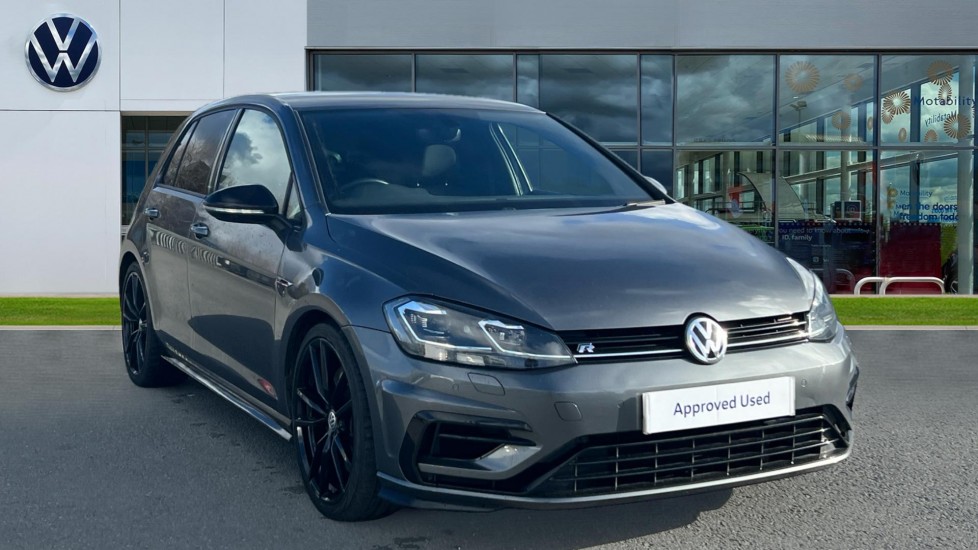 Main listing image - Volkswagen Golf R