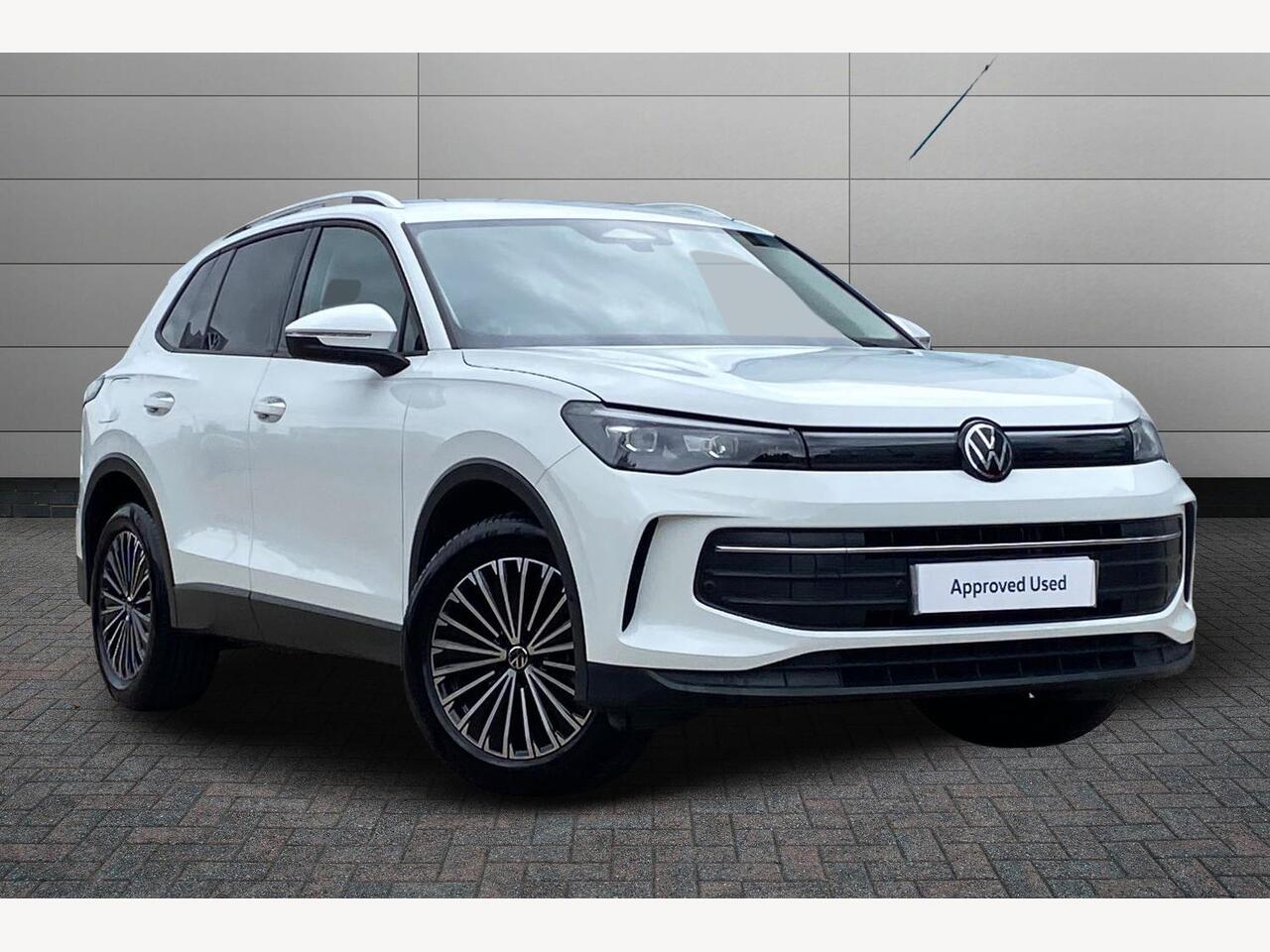 Main listing image - Volkswagen Tiguan