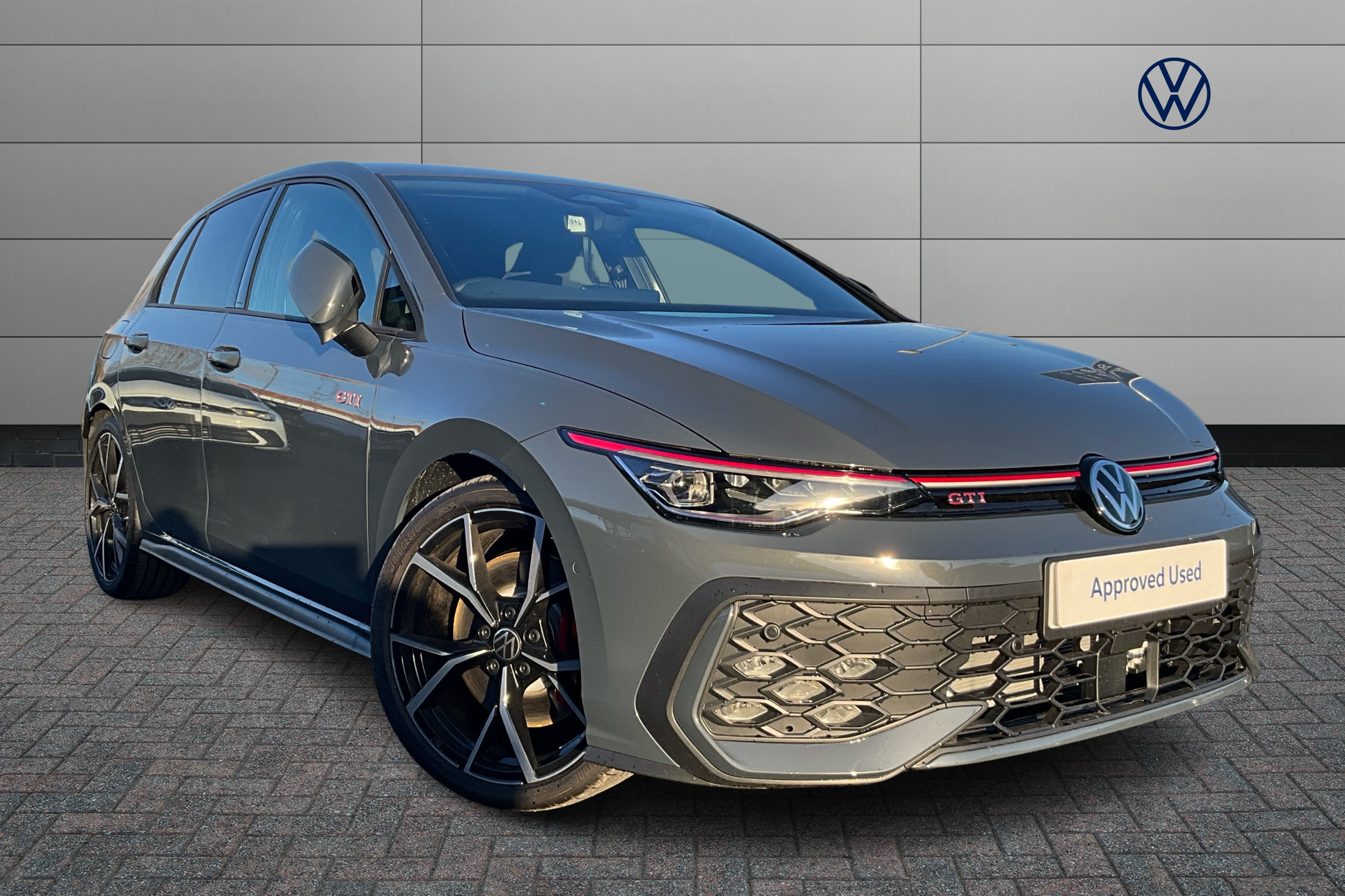 Main listing image - Volkswagen Golf GTI