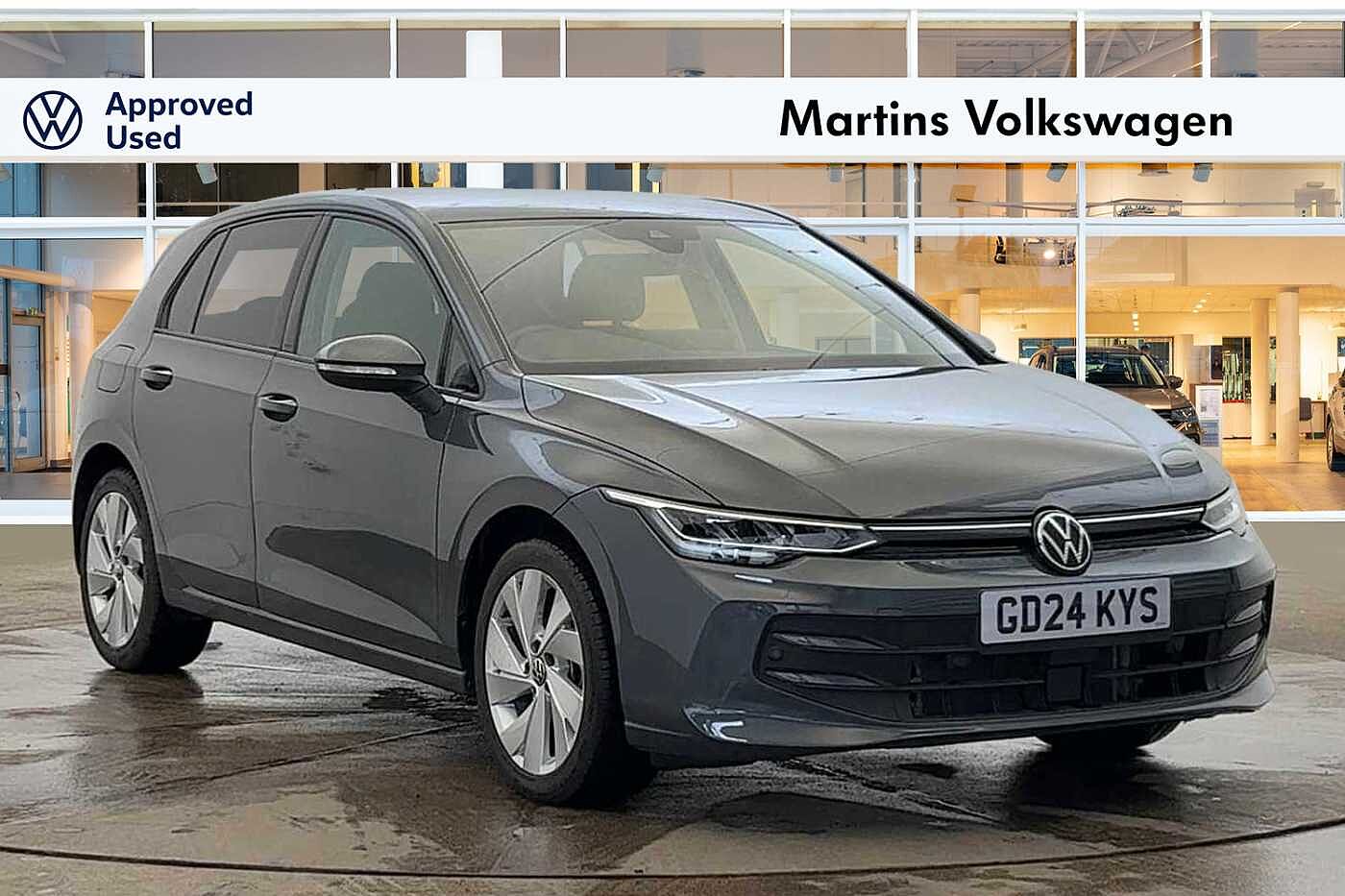 Main listing image - Volkswagen Golf