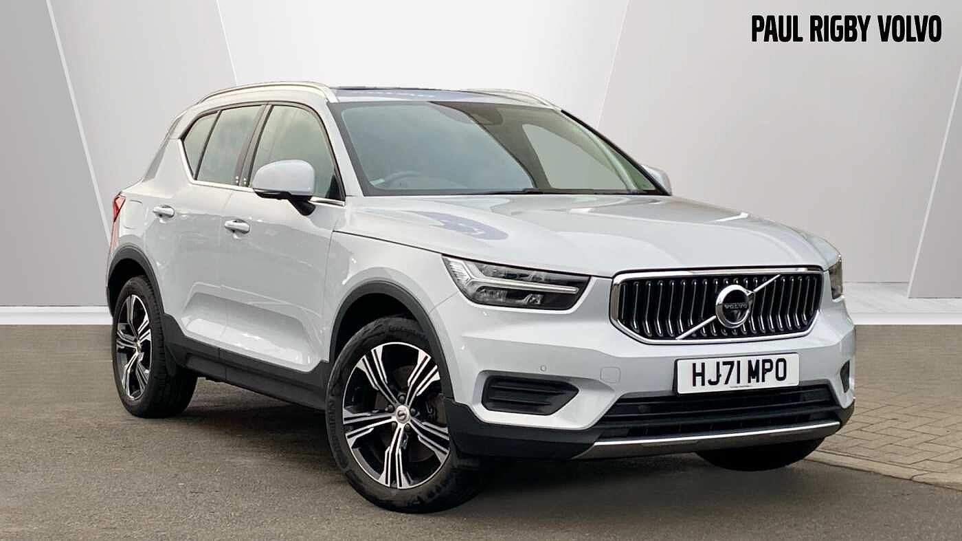 Main listing image - Volvo XC40