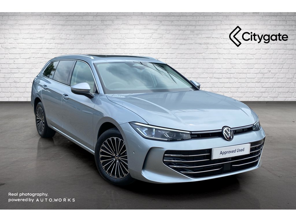 Main listing image - Volkswagen Passat