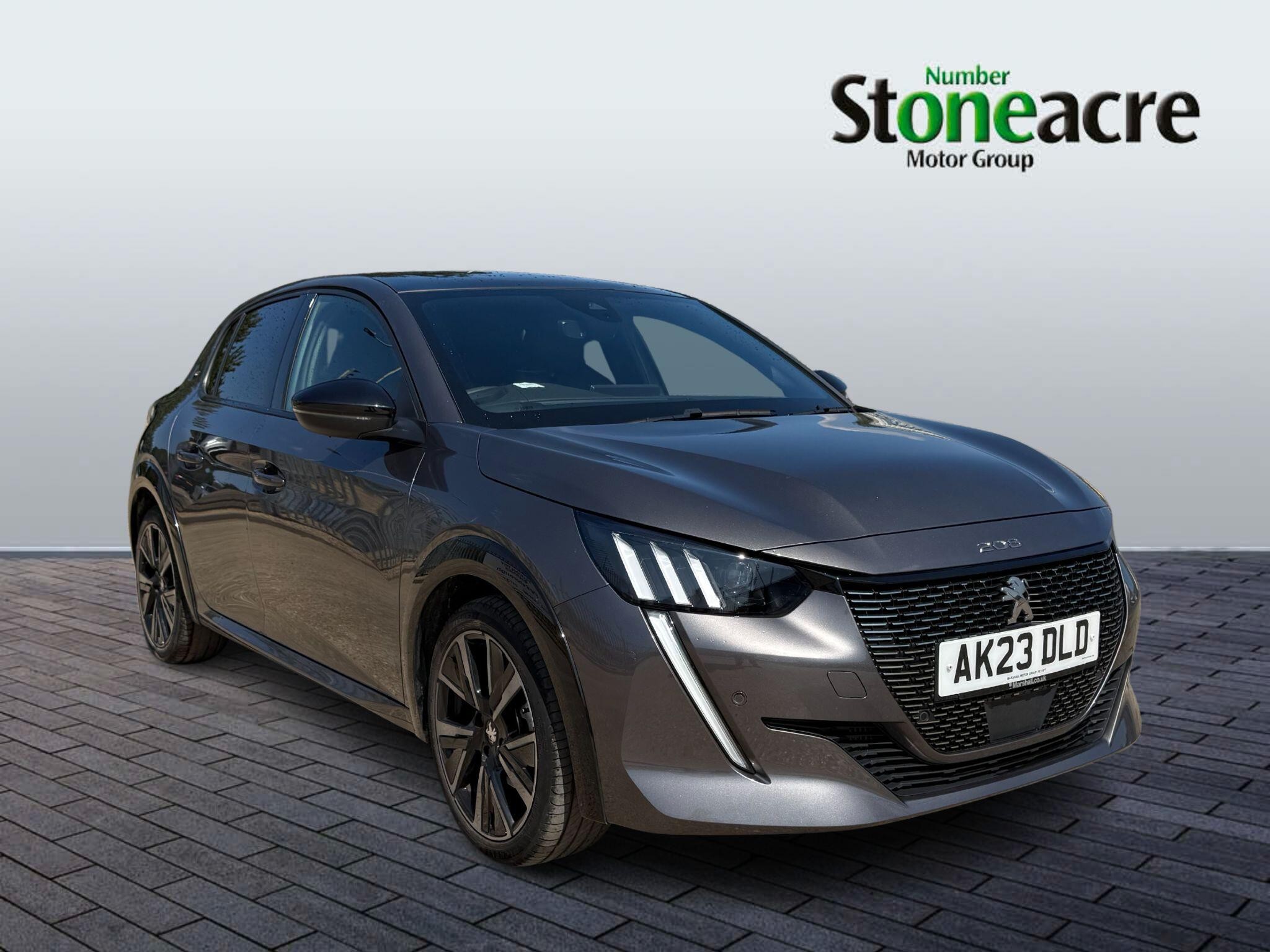 Main listing image - Peugeot 208