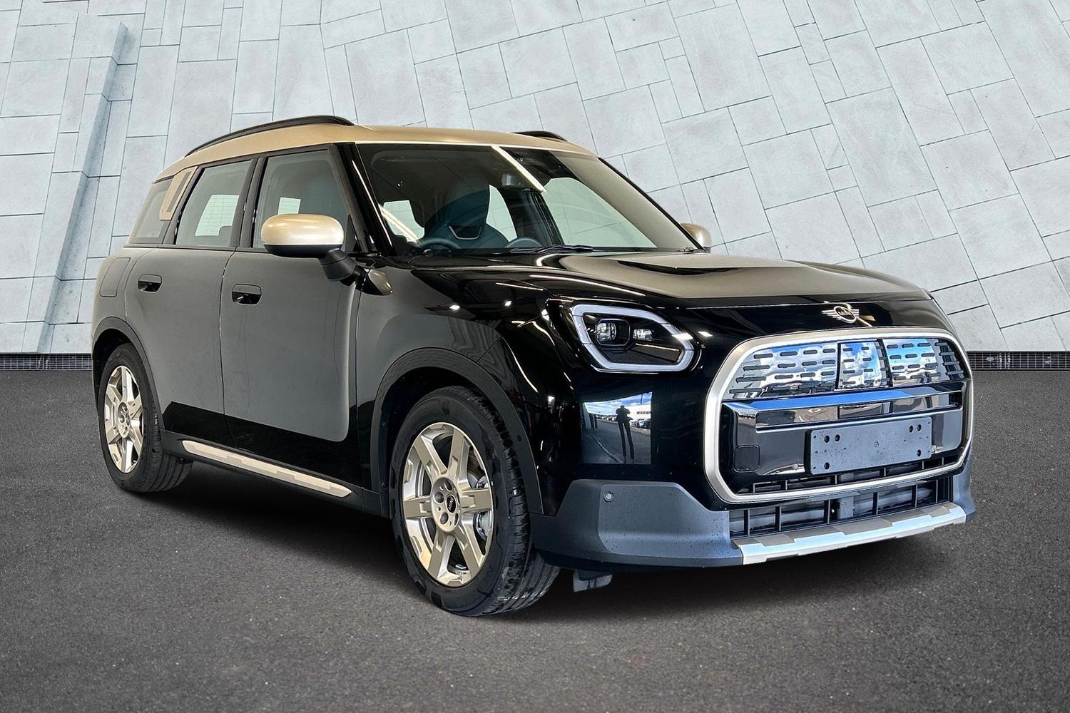 Main listing image - MINI Countryman