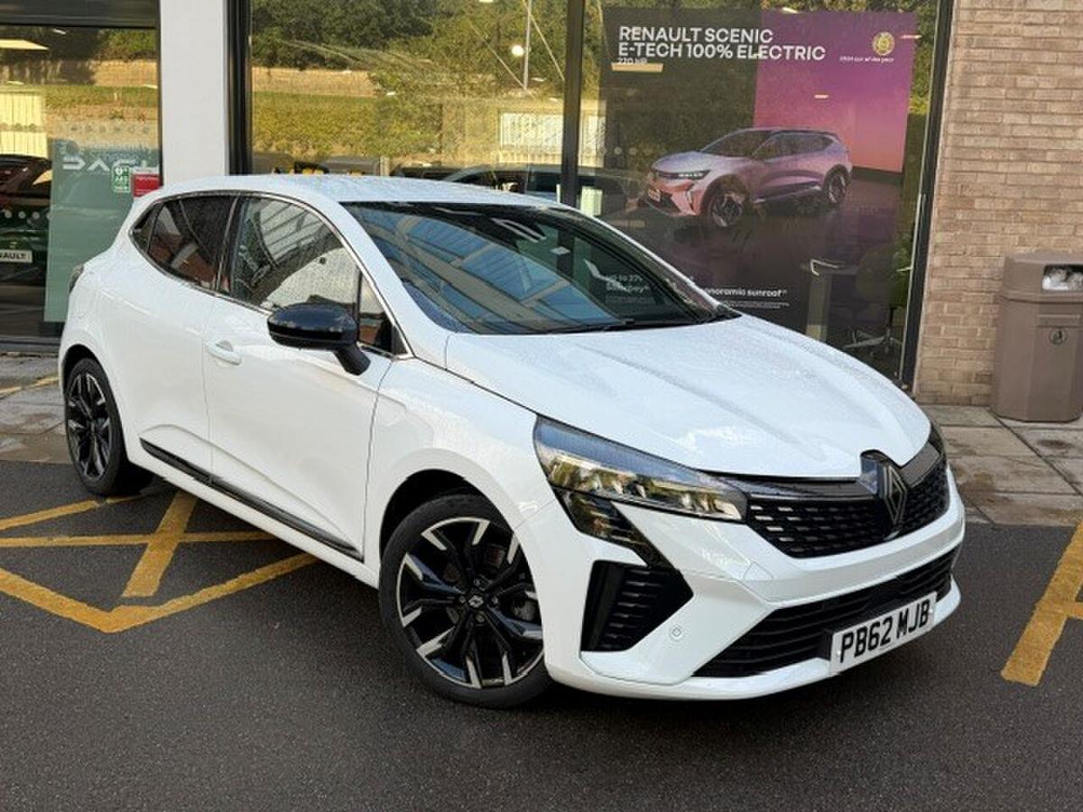 Main listing image - Renault Clio