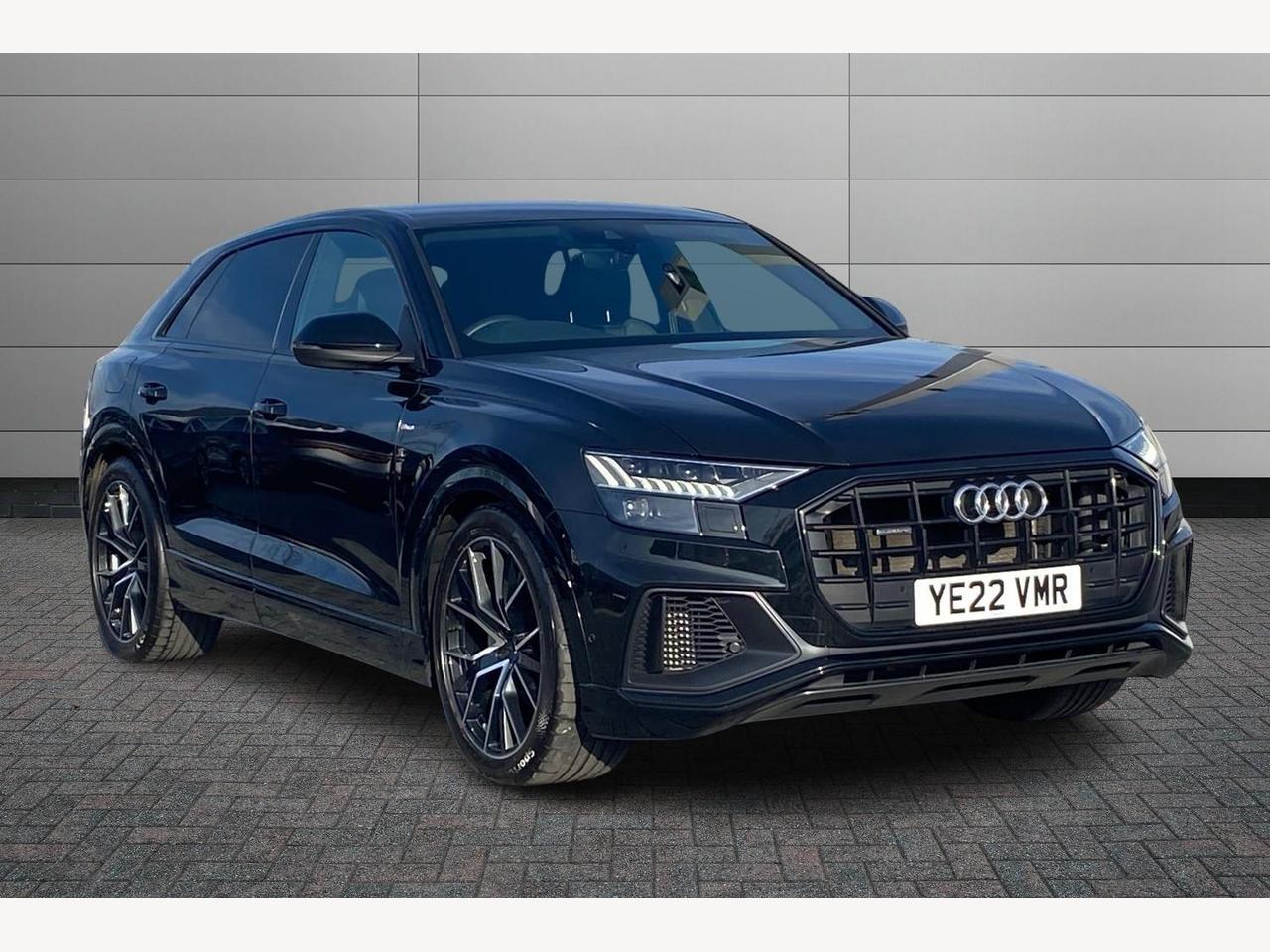 Main listing image - Audi Q8