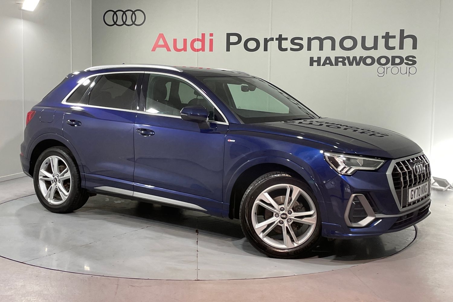 Main listing image - Audi Q3