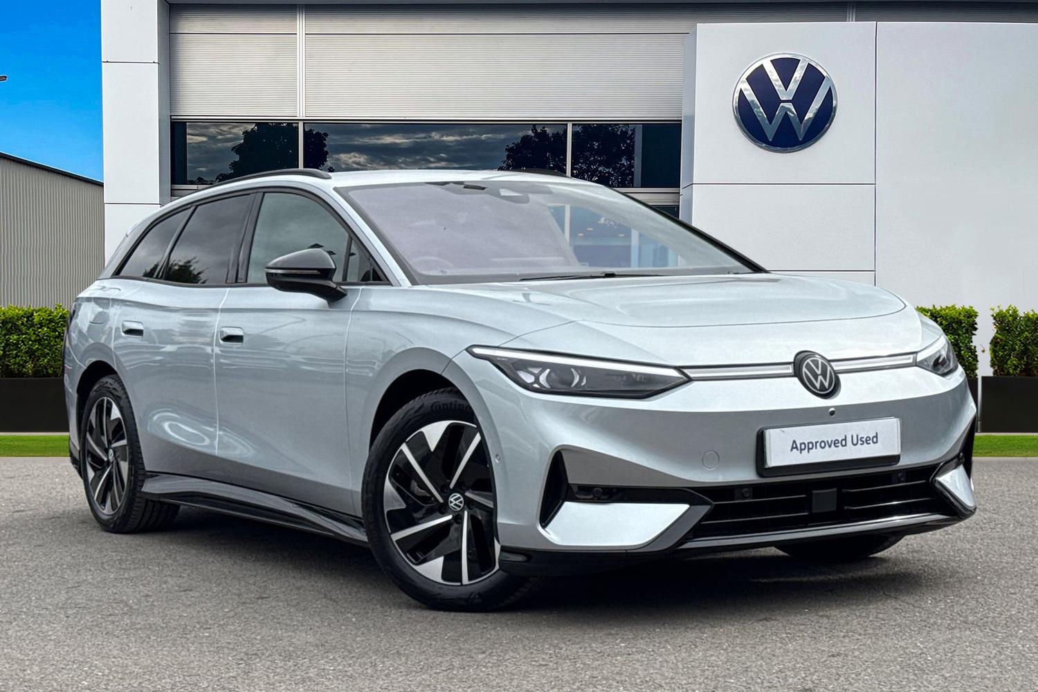 Main listing image - Volkswagen ID.7