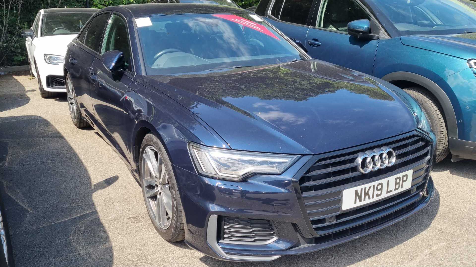 Main listing image - Audi A6