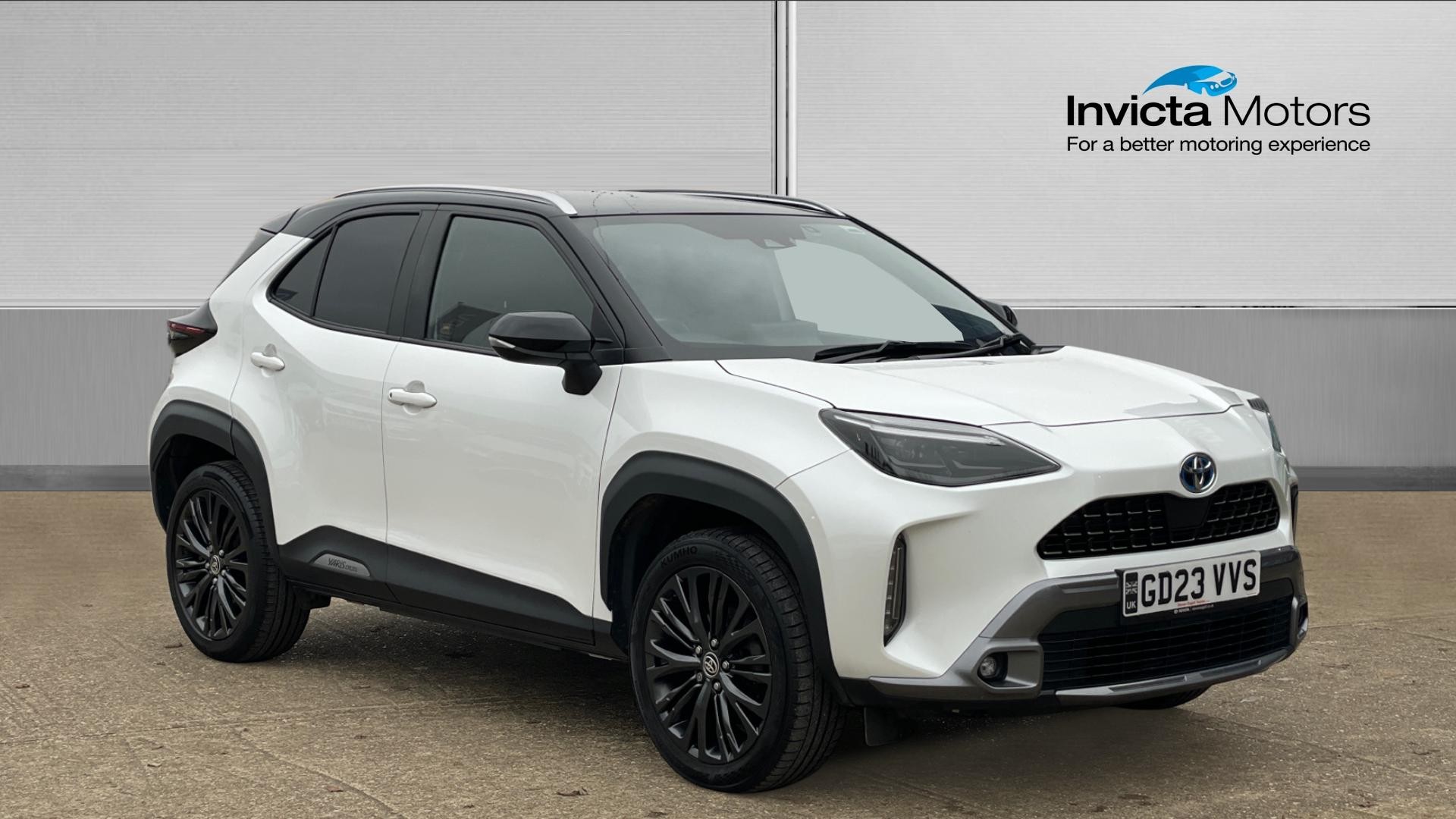 Main listing image - Toyota Yaris Cross