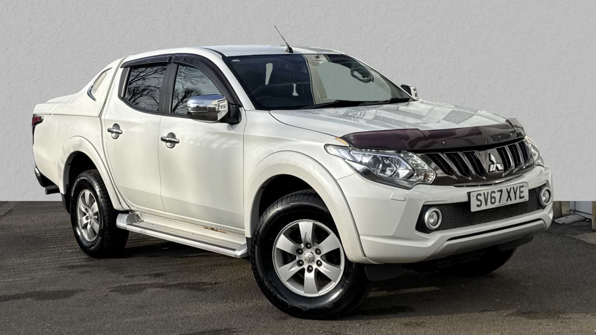 Main listing image - Mitsubishi L200