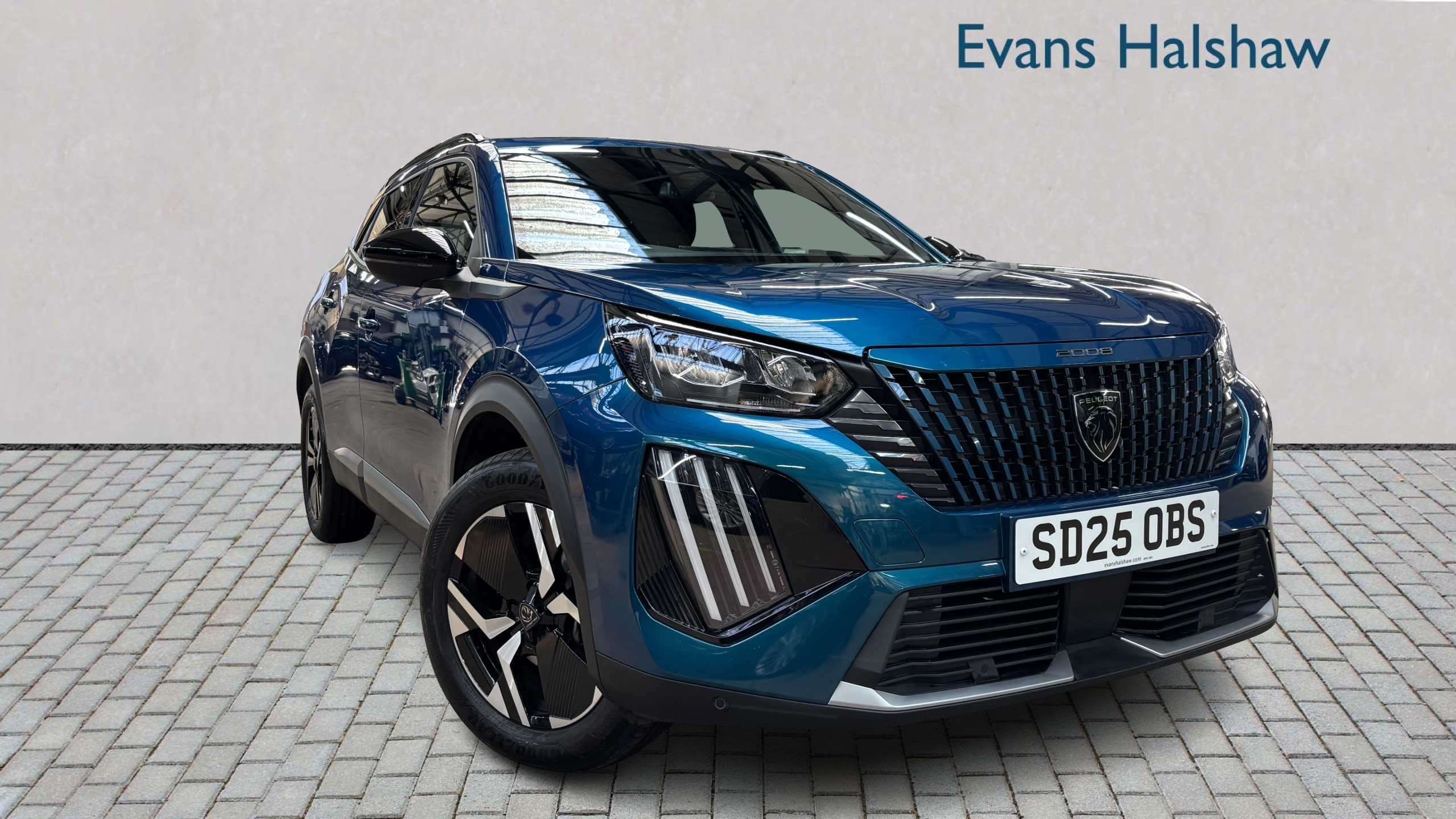 Main listing image - Peugeot 2008