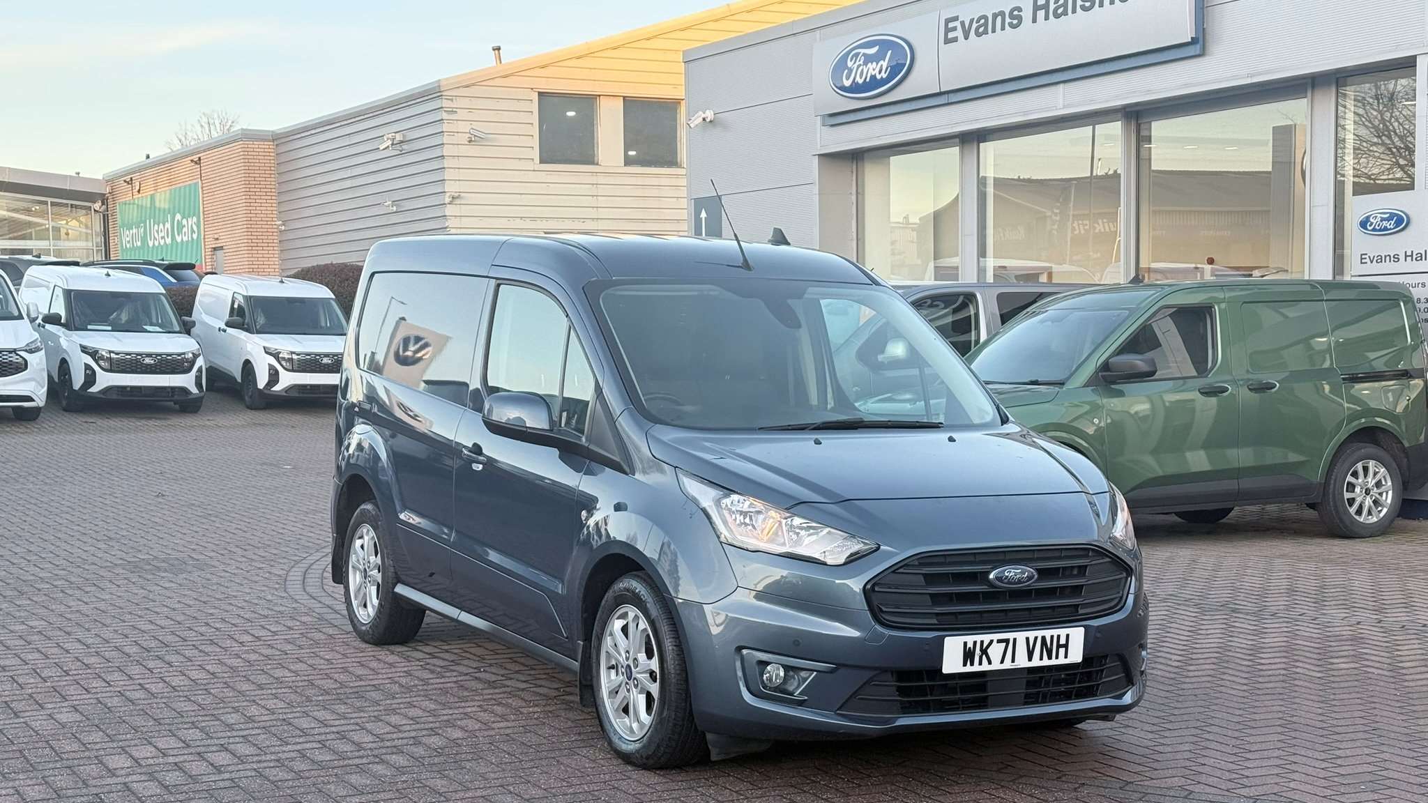 Main listing image - Ford Transit Connect