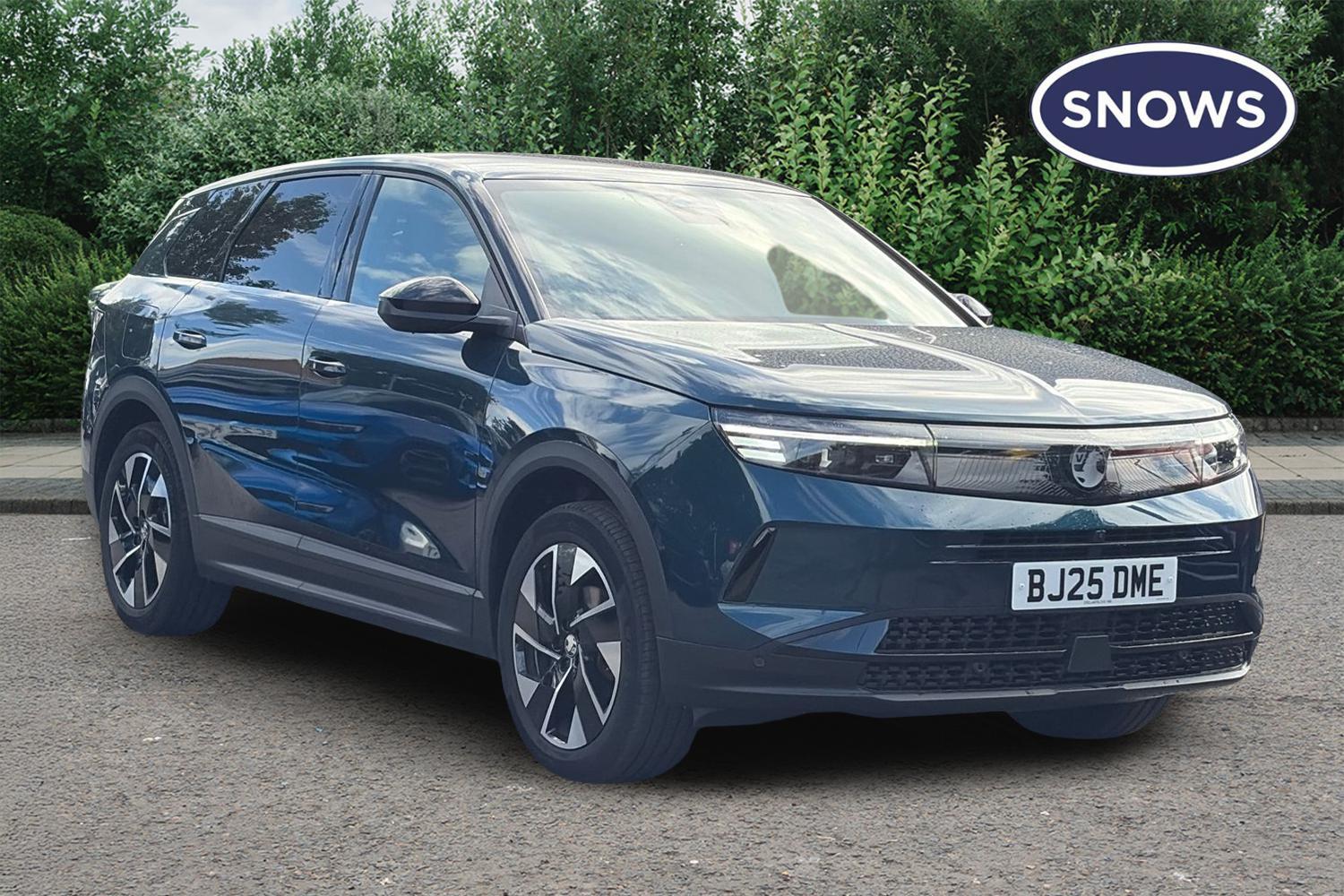 Main listing image - Vauxhall Grandland