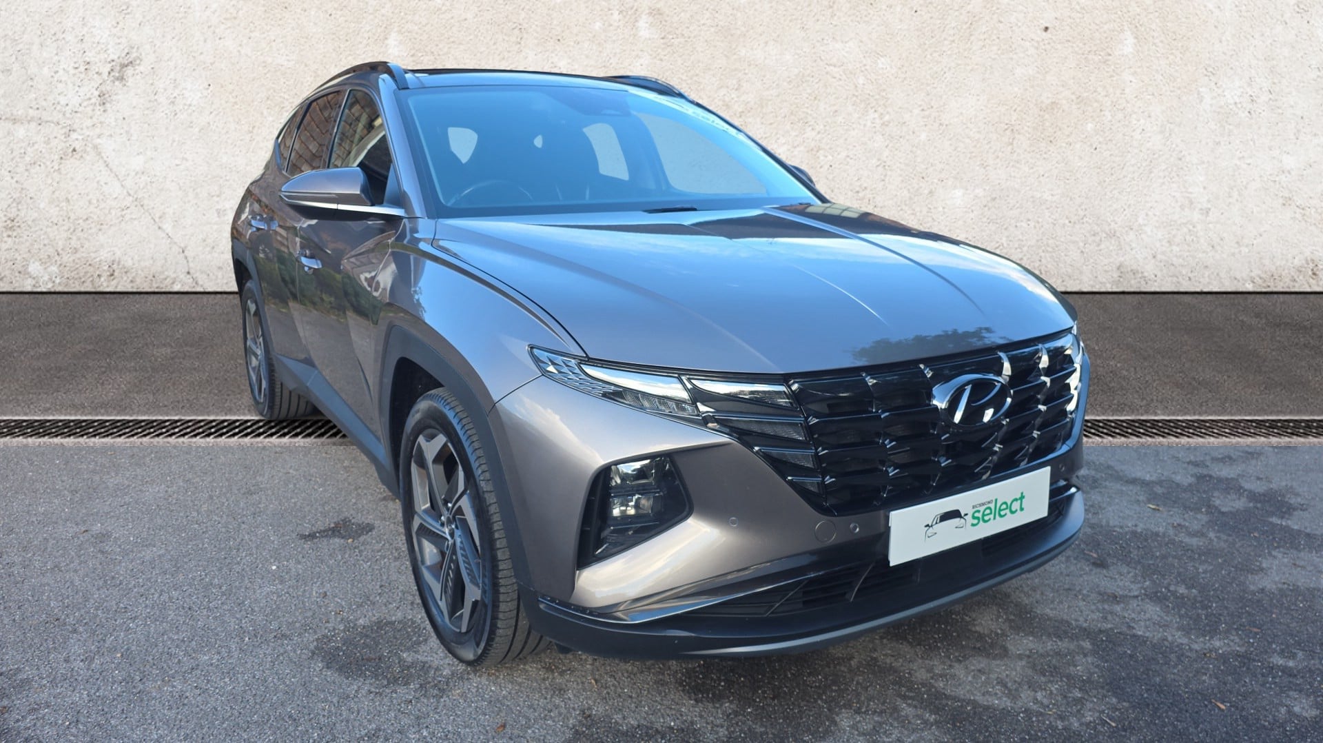 Main listing image - Hyundai Tucson