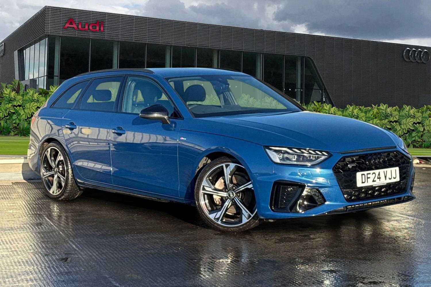 Main listing image - Audi A4 Avant