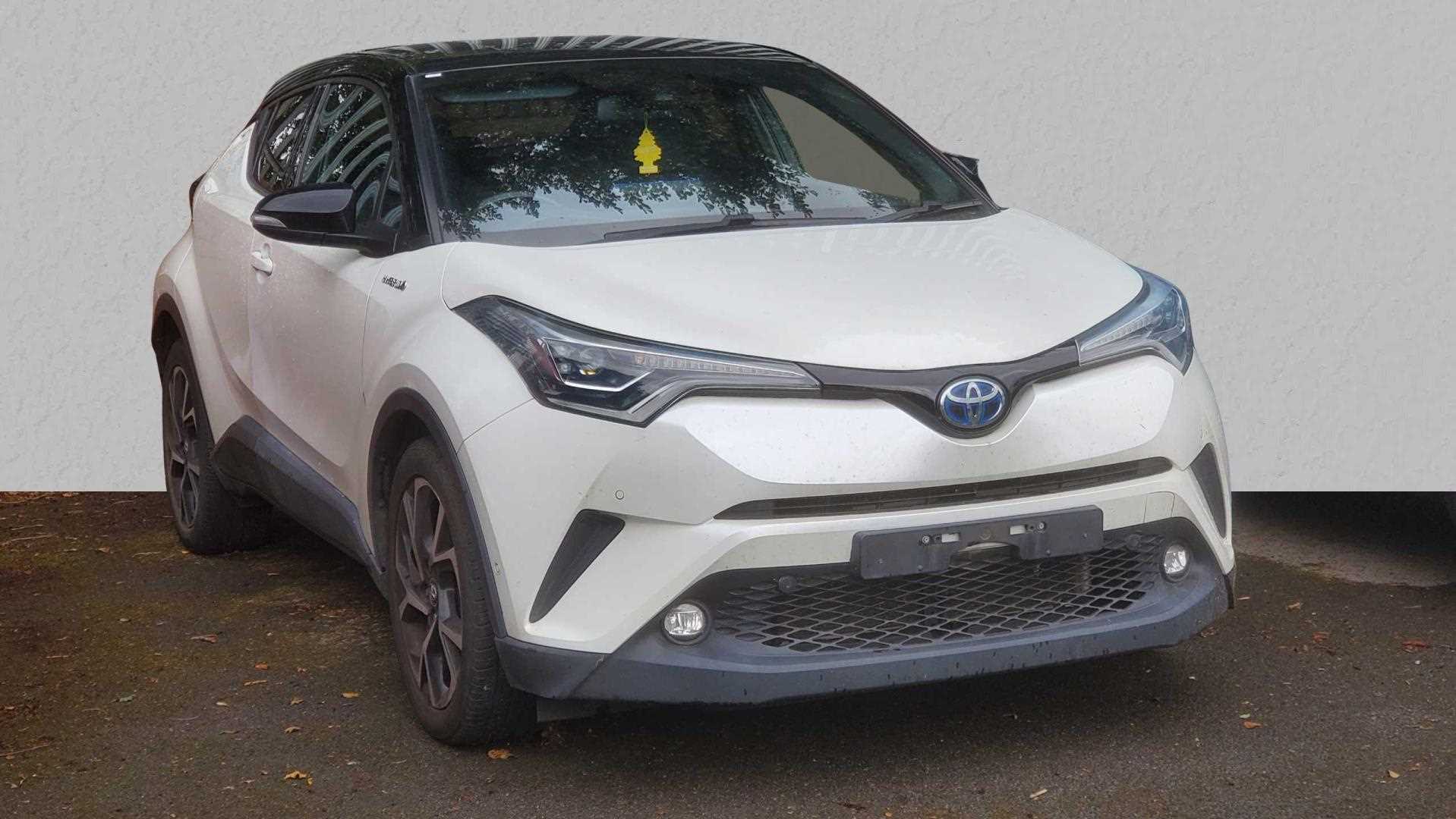 Main listing image - Toyota C-HR