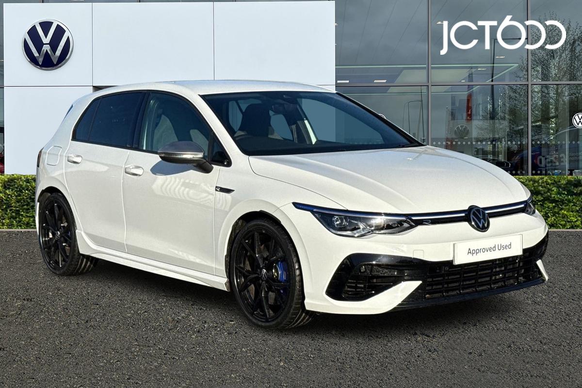 Main listing image - Volkswagen Golf