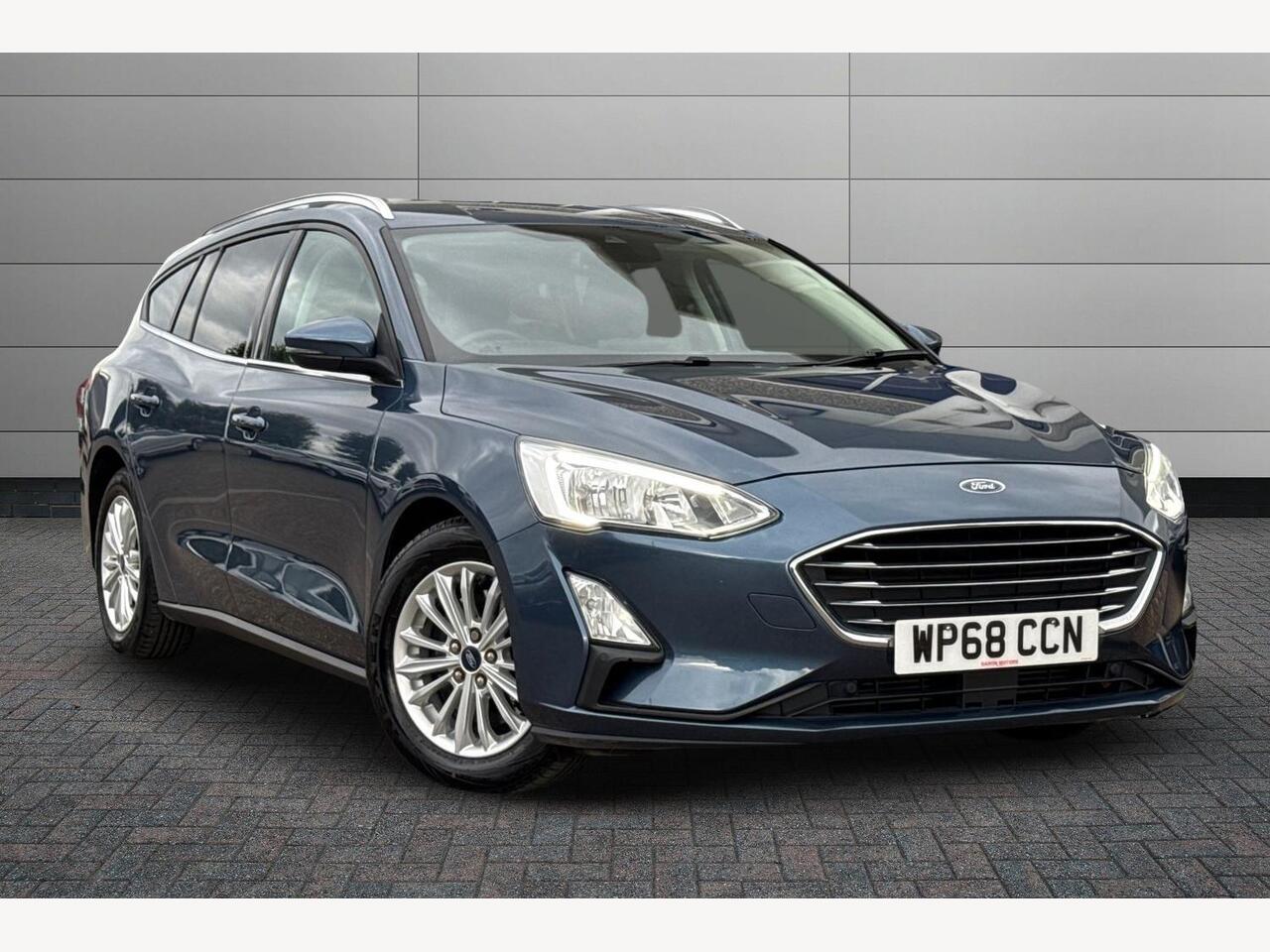 Main listing image - Ford Focus Estate