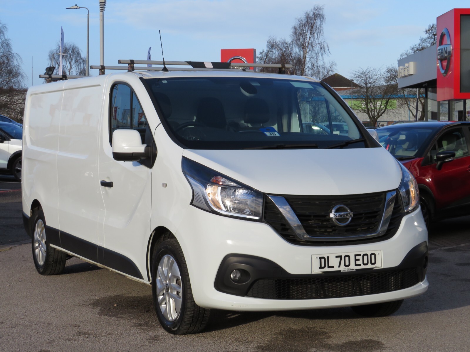 Main listing image - Nissan NV300