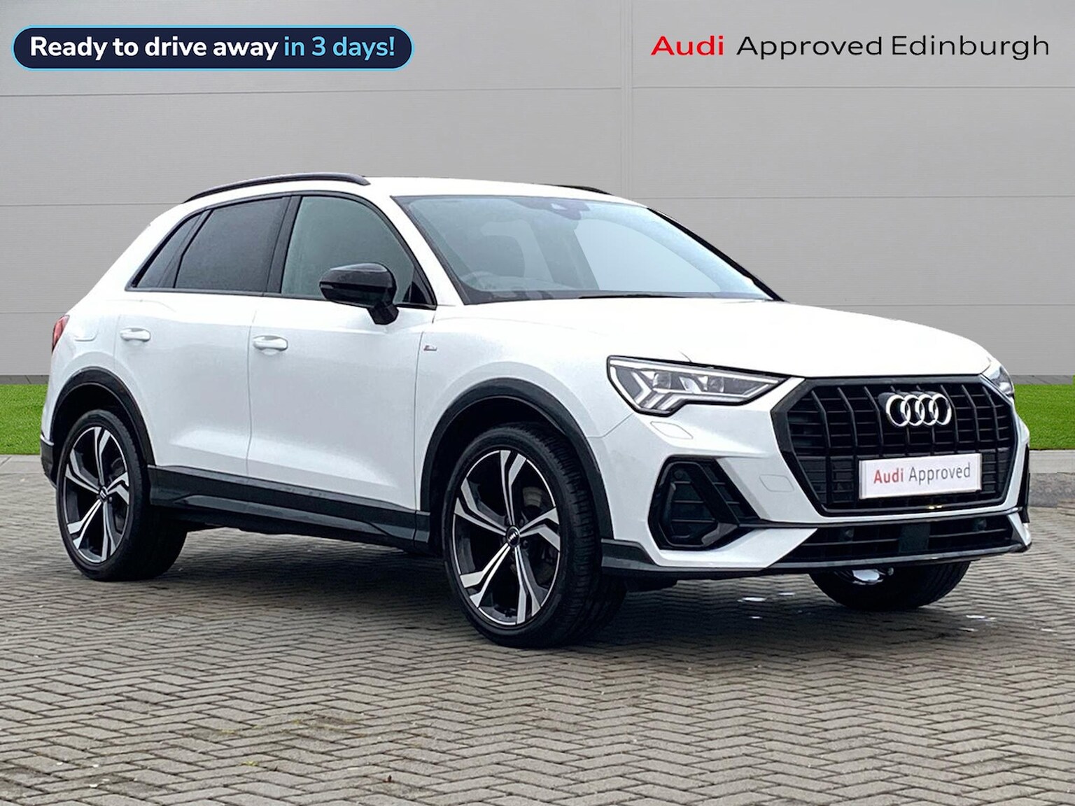 Main listing image - Audi Q3