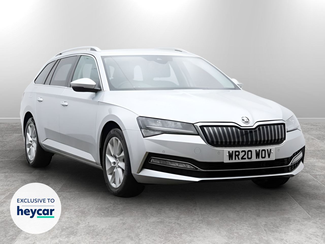 Main listing image - Skoda Superb Estate