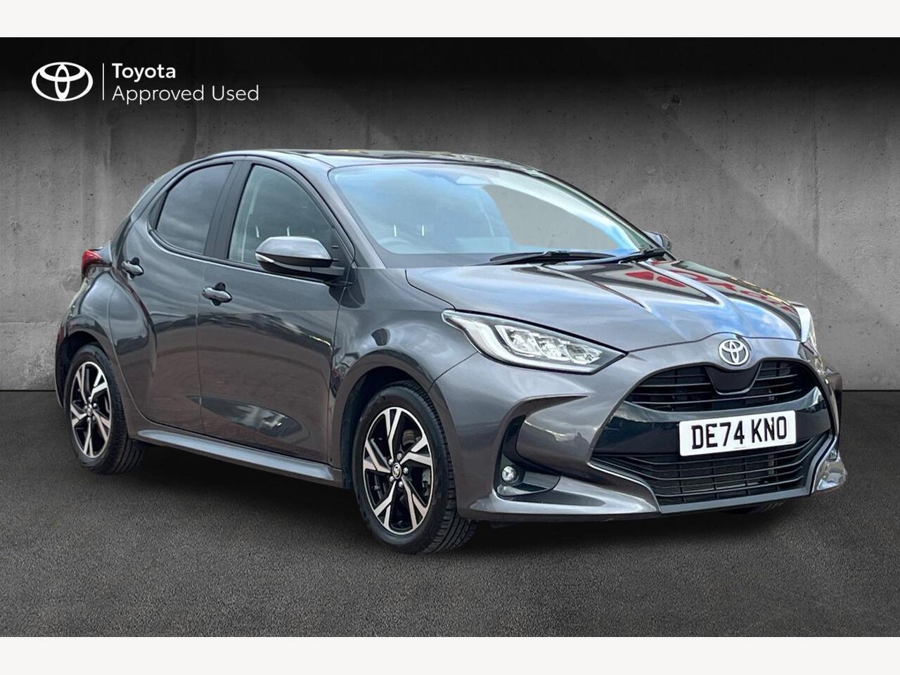 Main listing image - Toyota Yaris