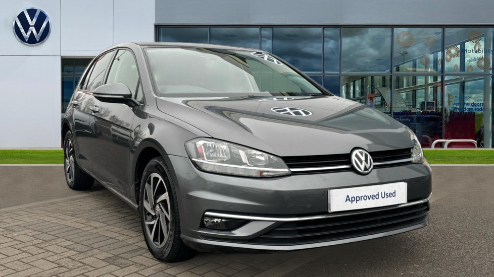 Main listing image - Volkswagen Golf