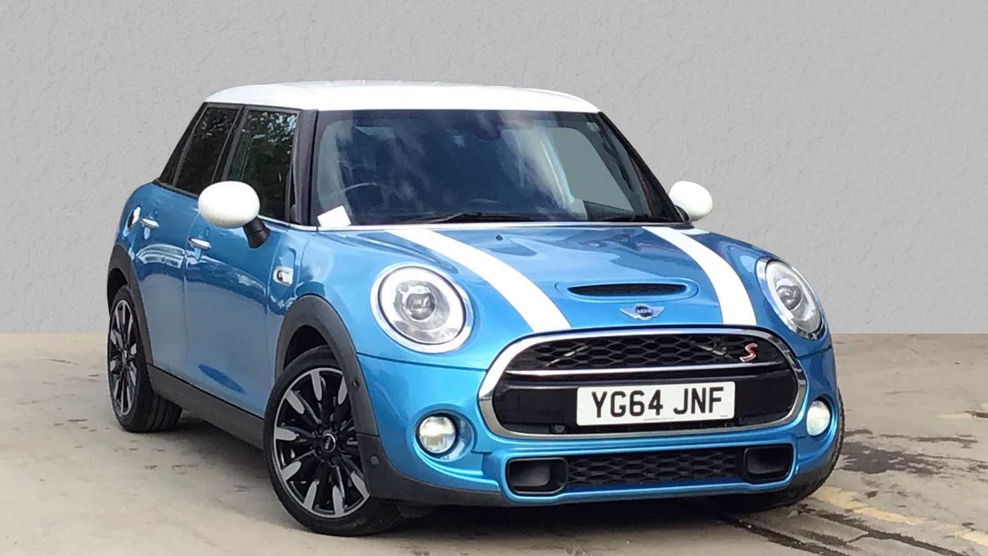 Main listing image - MINI Hatchback 5dr