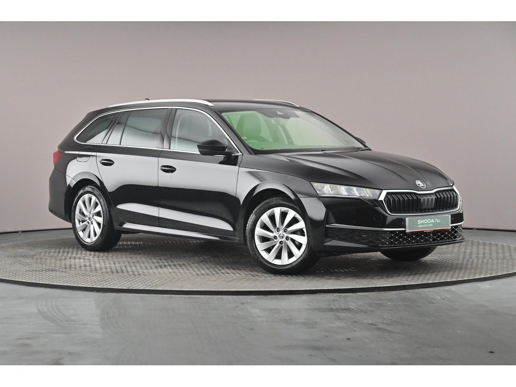 Main listing image - Volkswagen Golf Estate