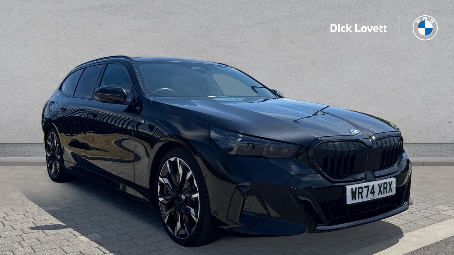 Main listing image - BMW 5 Series Touring