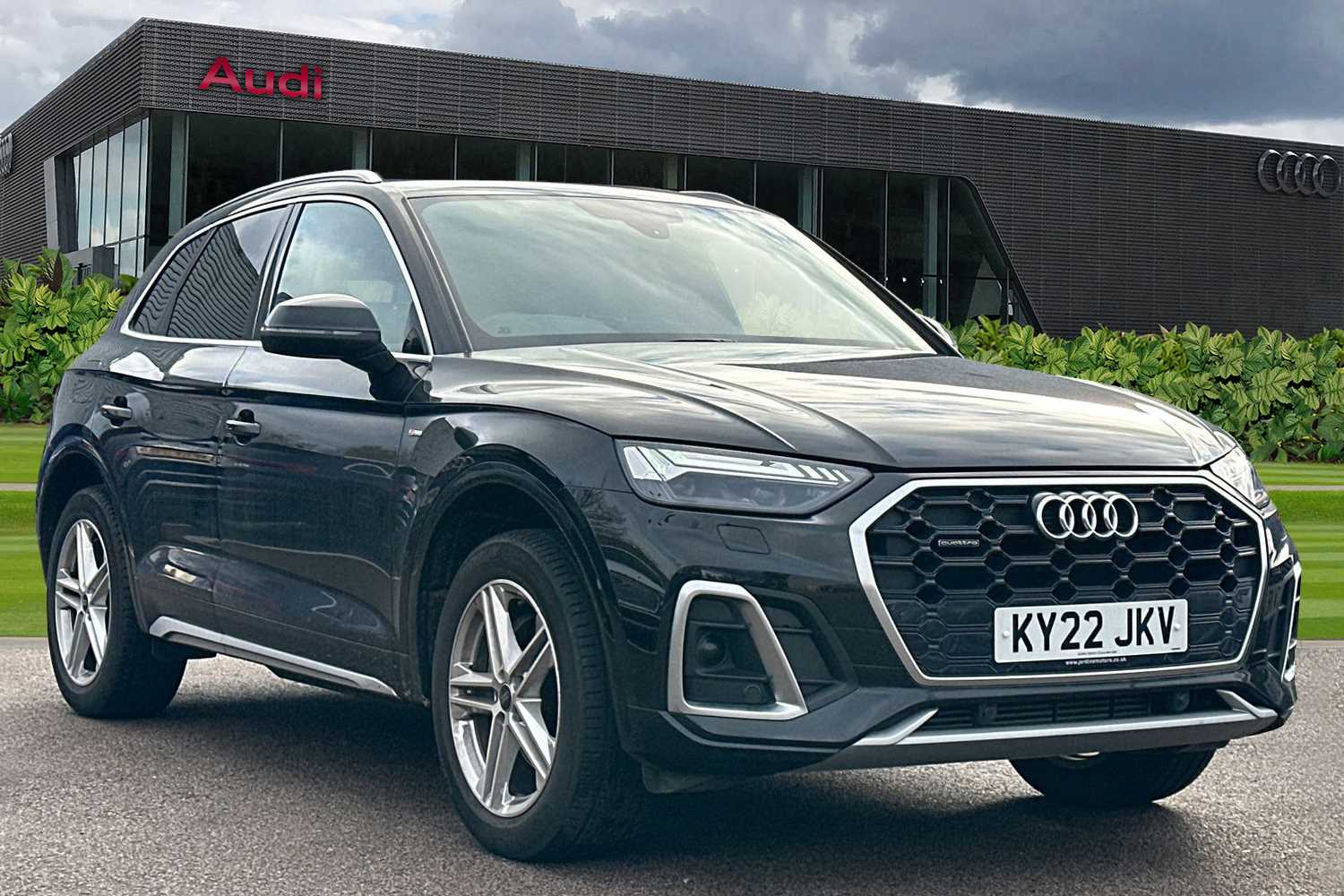 Main listing image - Audi Q5