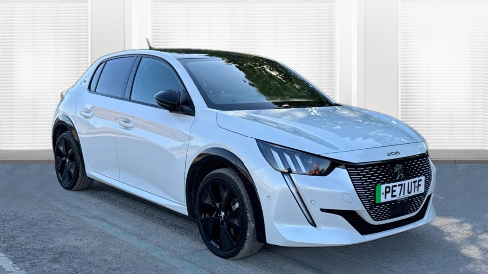 Main listing image - Peugeot 208