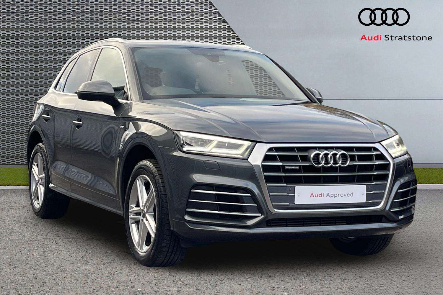 Main listing image - Audi Q5