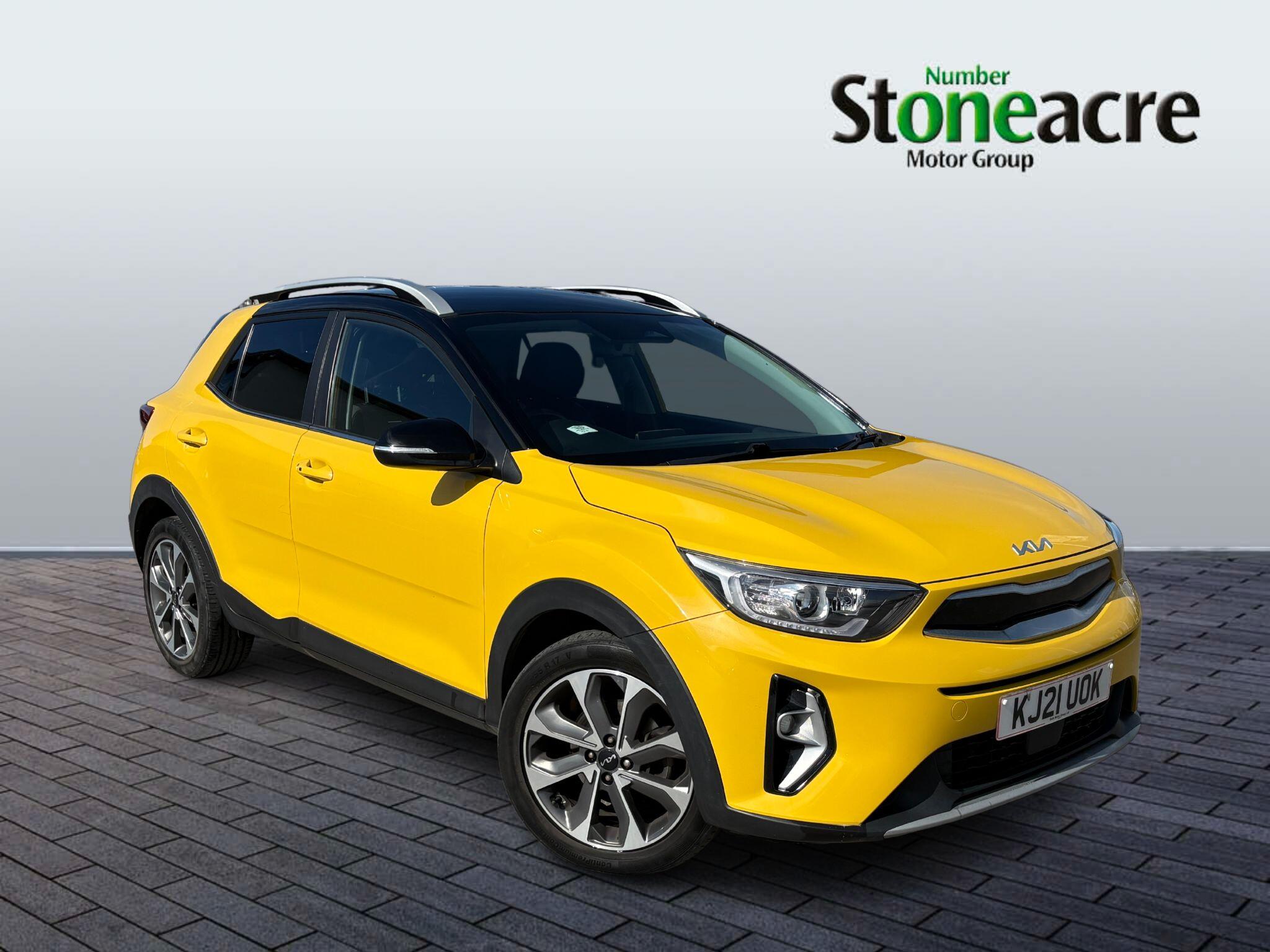 Main listing image - Kia Stonic