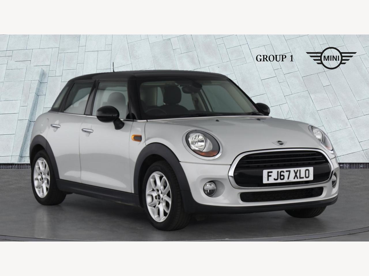 Main listing image - MINI Hatchback 5dr