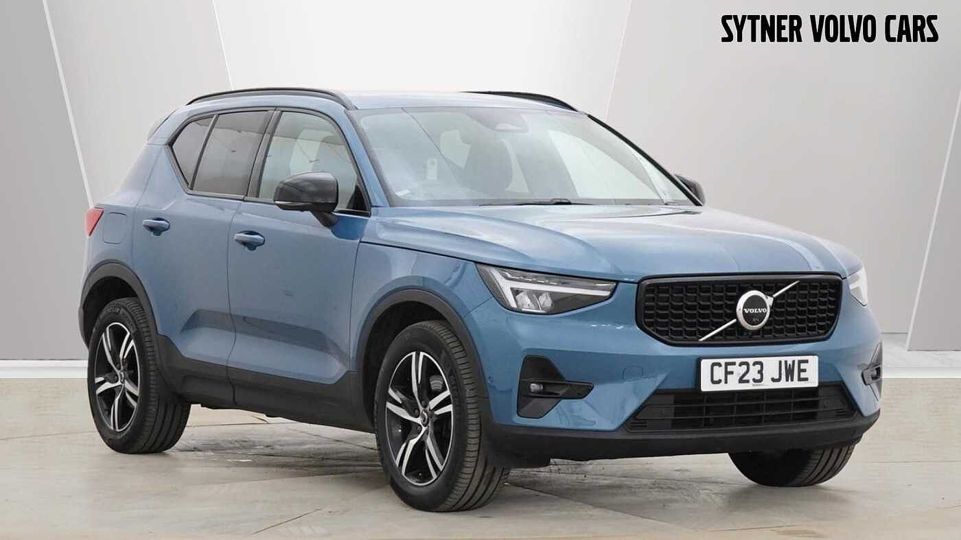 Main listing image - Volvo XC40