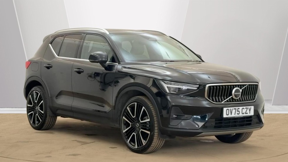 Main listing image - Volvo XC40