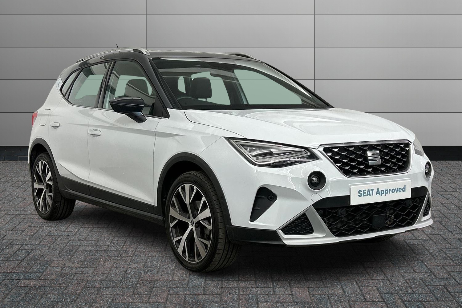 Main listing image - SEAT Arona