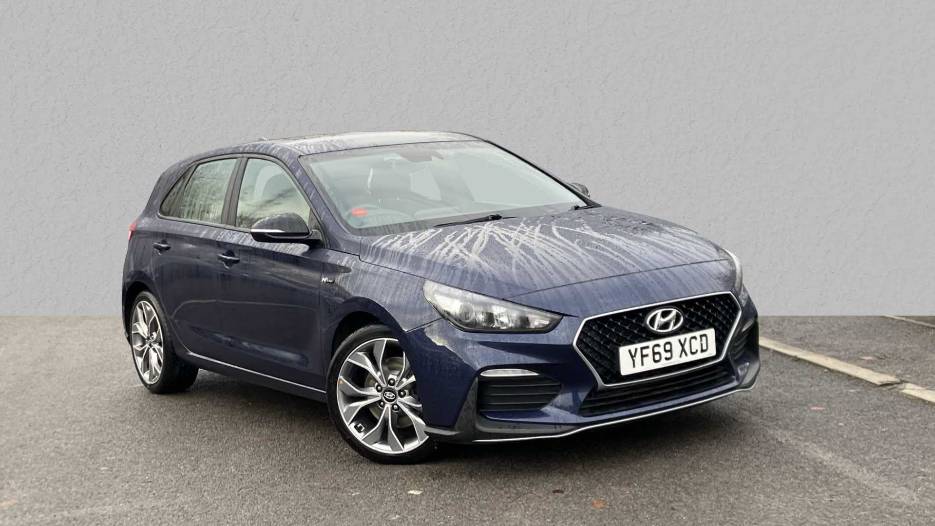 Main listing image - Hyundai i30