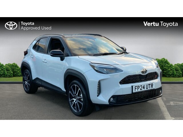 Main listing image - Toyota Yaris Cross