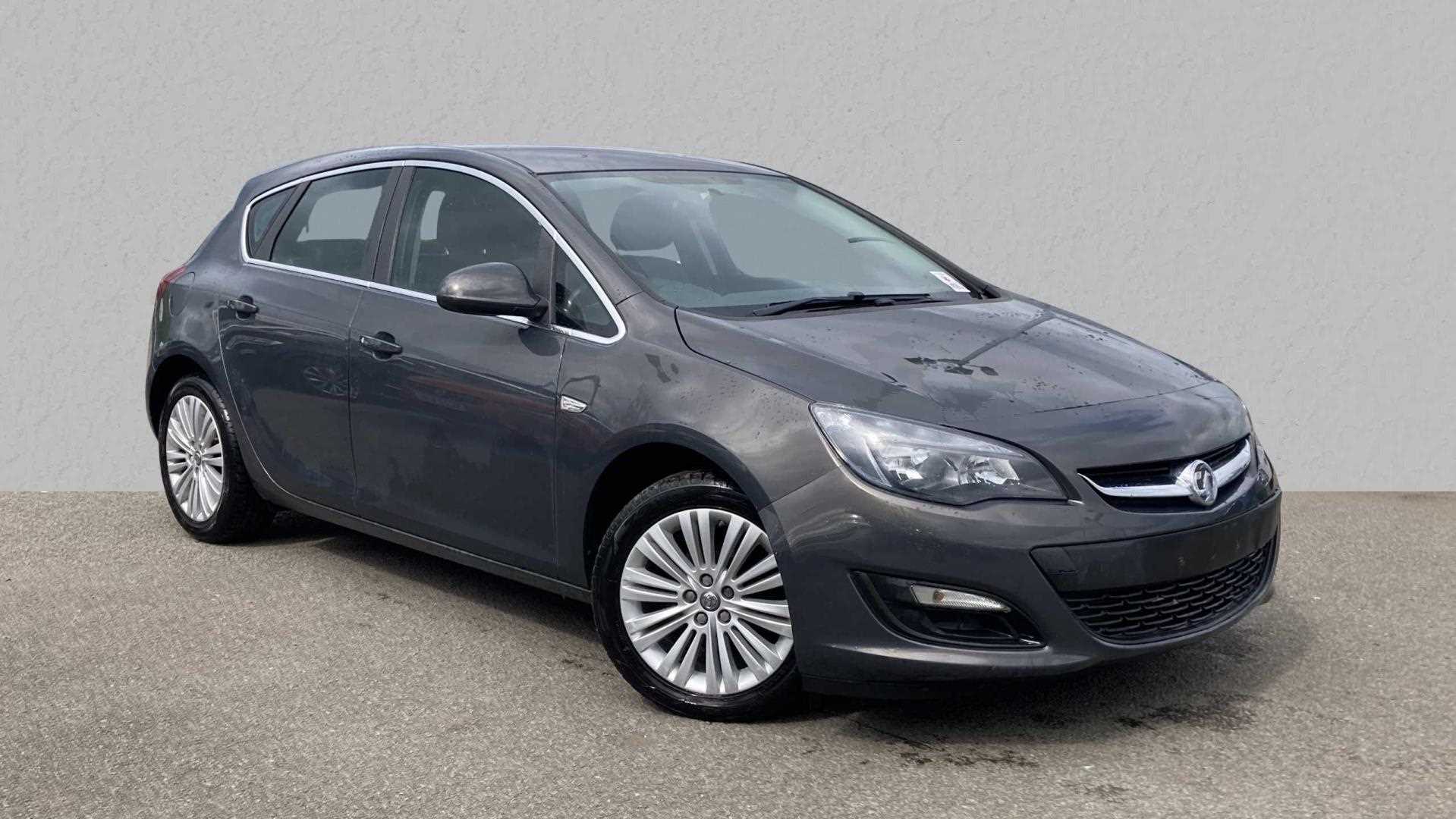 Main listing image - Vauxhall Astra