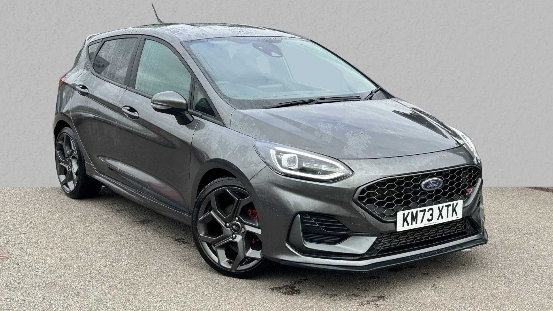Main listing image - Ford Fiesta ST